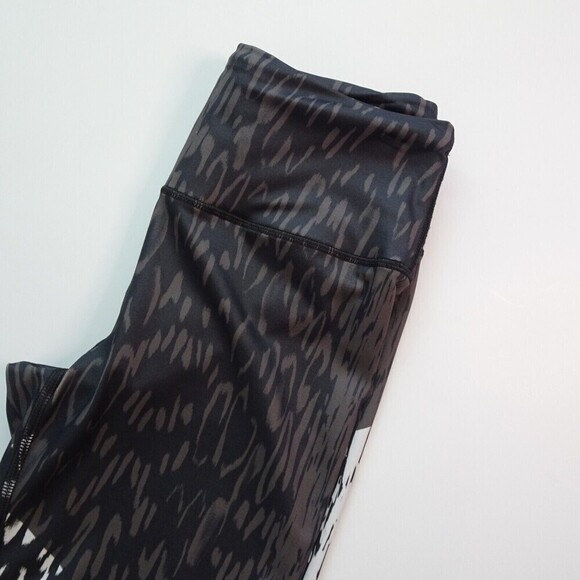 VICTORIA'S SECRET Knockout Leggings Stretch Active Yoga Work-Out Leopard Size XS - Picture 6 of 13